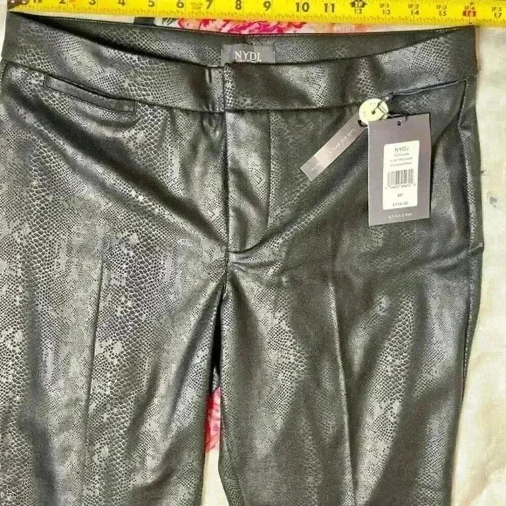NWT NYDJ Snake Print Slim Trousers in Raceway Women's Size 8P‎ - Picture 7 of 10